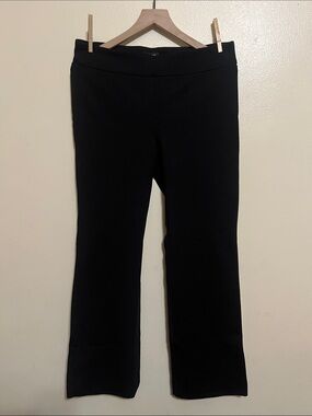 Jones & Co. Black Straight Leg Mid Rise Pants